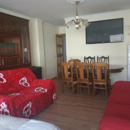 Apartamento Grande Y Luminoso سانتياغو دي كومبوستيلا المظهر الخارجي الصورة