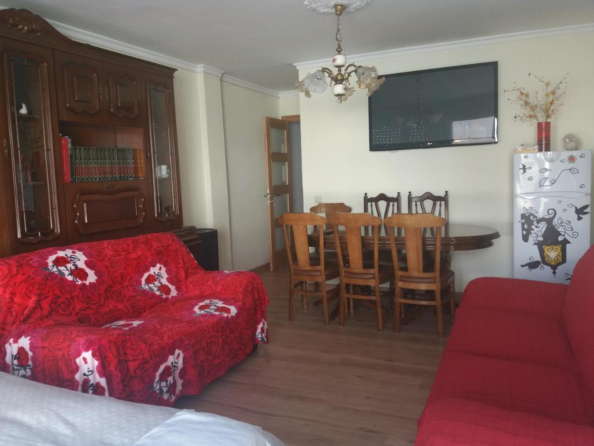 Apartamento Grande Y Luminoso سانتياغو دي كومبوستيلا المظهر الخارجي الصورة
